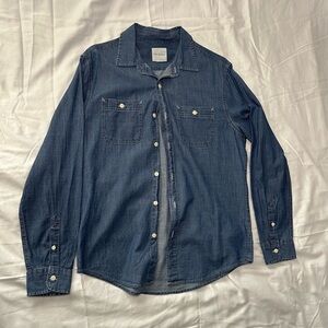 American Eagle Outfitters Blue Lightweight Denim Jacket